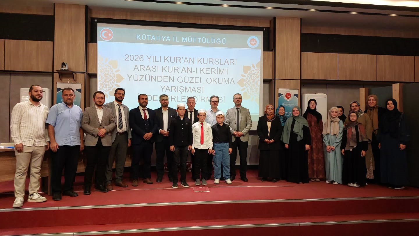 kutahya-da-kur-an-i-kerim-i-guzel-okuma-yarismasi-duzenlendi