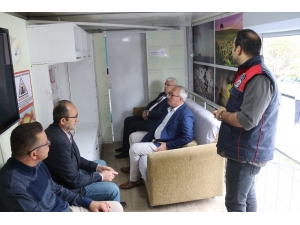 Vatandaşlara Ve Öğrencilere Deprem Eğitimi Verildi