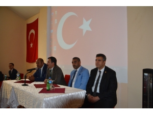 Sarıkamış Kaymakamı Recep Koşal, Muhtarlarla Bir Araya Geldi