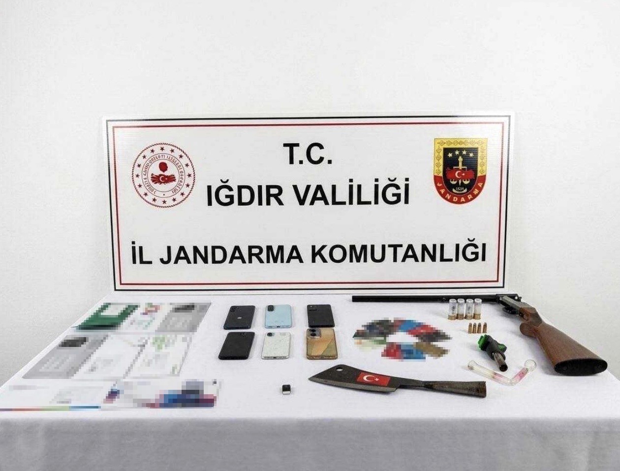 igdir-da-siber-suc-operasyonu-6-supheliden-5-i-tutuklandi