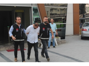 Genç Çiftin Ziynet Eşyalarını Polis Kılığında, Gasp Eden Şahıs Yakalandı