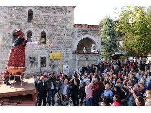 Safran Festivali Kortej Yürüyüşüyle Başladı