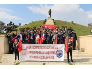 Dumlupınar’dan Barış Pınarı Harekatı’na Asker Selamı Gönderdiler