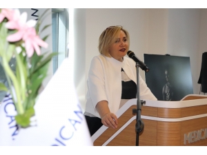 Meme Kanseri Erkeklerde De Görülebiliyor