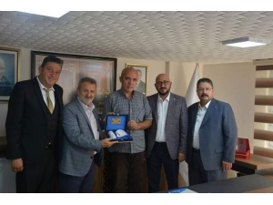 40 Yıllık Semerci Mesleğini Yaşatıyor