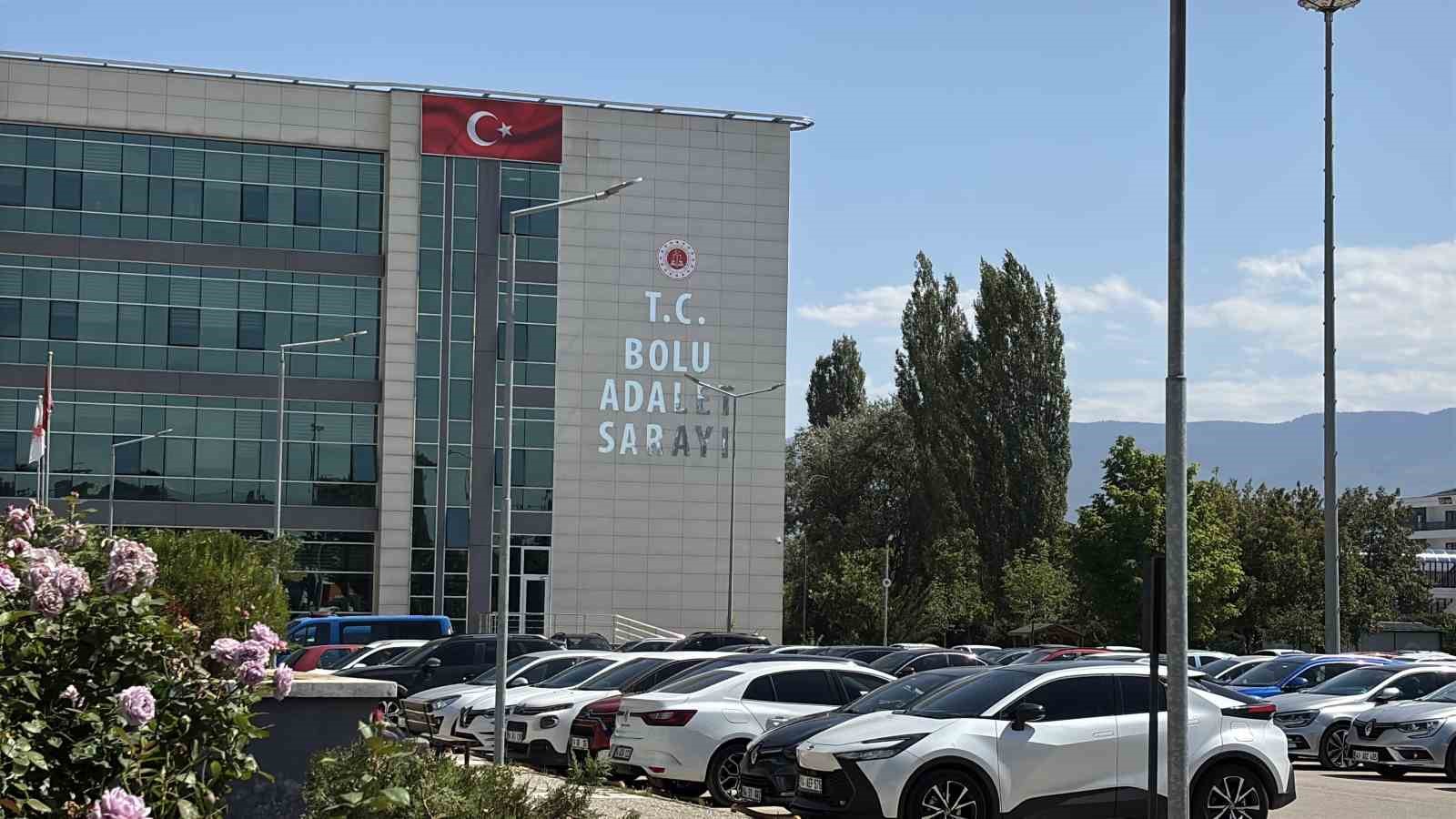 bolu-belediyesindeki-34-milyonluk-hayali-mesai-operasyonunda-6-kisiye-adli-kontrol