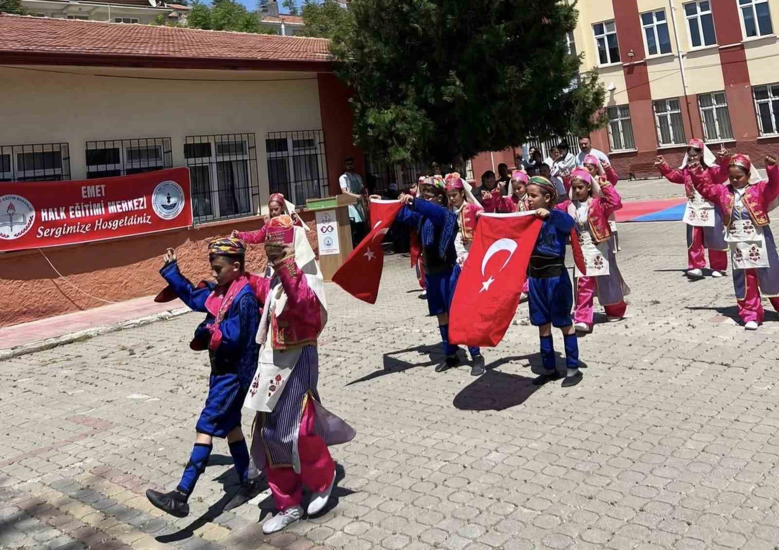 emet-te-hayat-boyu-ogrenme-haftasi-coskuyla-kutlandi