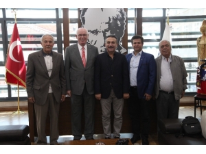 Başkan Kazım Kurt: “Demokratik Kitle Örgütlerine Destek Olmaya Devam Edeceğiz”