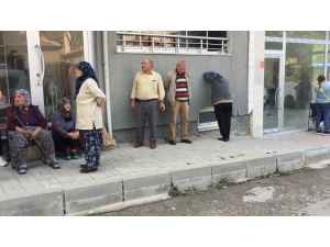 Evinde Ölü Bulundu