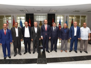 Vali Erin Muhtarlarla Bir Araya Geldi