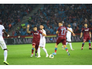 Süper Lig: Trabzonspor: 2 - Gaziantep Fk: 0 (İlk Yarı)