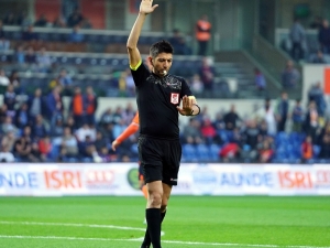 Süper Lig: M. Başakşehir: 1 - Göztepe: 0 (İlk Yarı)