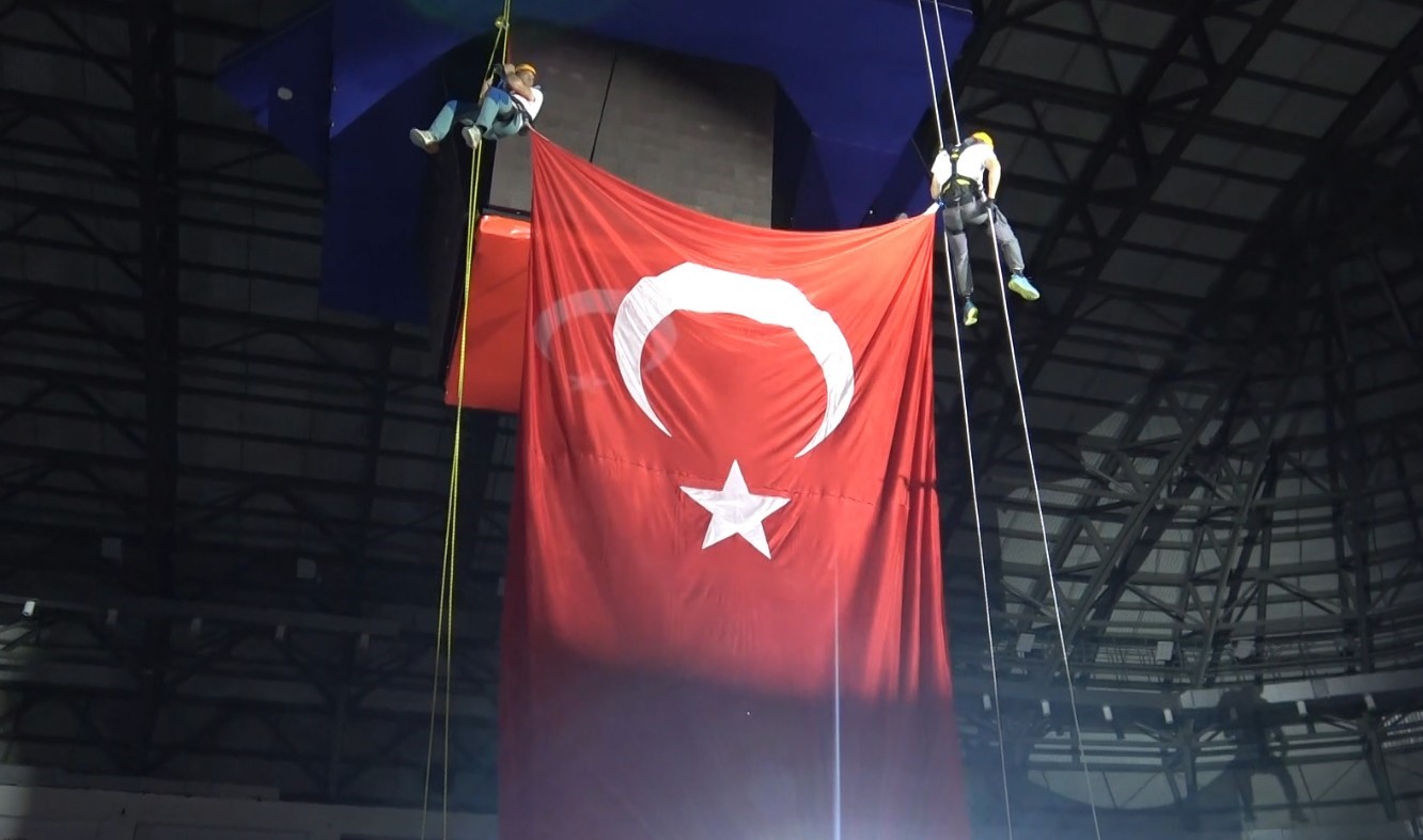 erzurum-da-yaz-spor-okullari-3-bin-sporcunun-katilimiyla-acildi