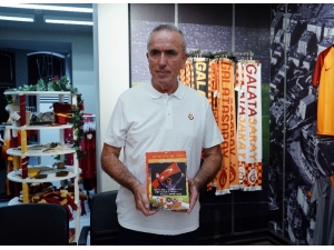 Zoran Simoviç: "Galatasaray’da Takım Daha Yeni"