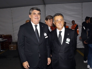 Başkan Adayları Üyeleri Kapıda Karşıladı