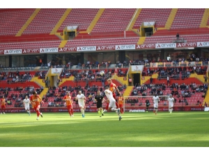 Süper Lig: İm Kayserispor: 0 - Kasımpaşa: 1 (İlk Yarı)