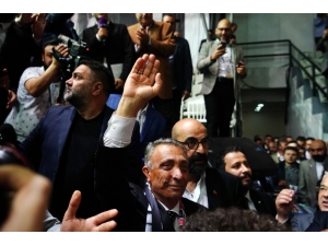 Beşiktaş’ın 34. Başkanı Ahmet Nur Çebi Oldu