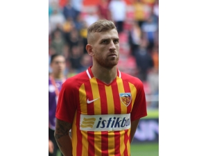 Henrique Yine Golünü Attı