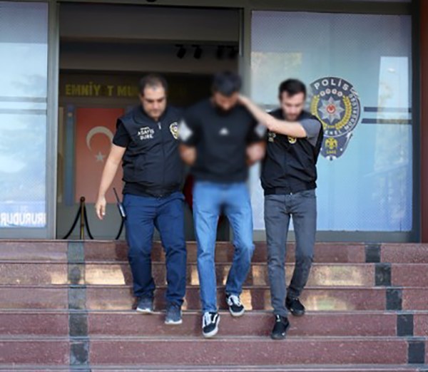 isparta-da-21-yila-yakin-hapis-cezasiyla-aranan-hukumlu-yakalandi