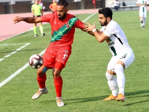 Forma Da Susmadı, Karşıyaka Da