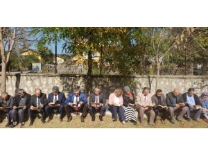 Öğretmenlerin Kitap Okuma Alışkanlığı Okula Taşındı