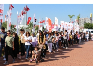 10. Kitap Fuarı 613 Bin Ziyaretçi İle Rekor Kırdı