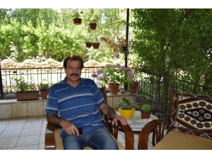 Eski Başkan Evinde Ölü Olarak Bulundu