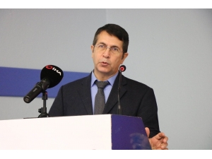 Prof. Dr. Keçeligil: “Sağlık Kurumunda Çalışmak, Diğer İş Yerlerine Göre 16 Kat Daha Riskli”