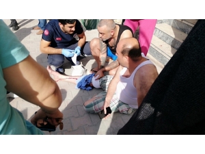 Ev Arkadaşının Bıçakladığı Yabancı Uyruklu Adama, Vatandaşlar Böyle Yardım Etti