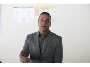 Emniyet Müdürüne Çarpıp, Kaçtı