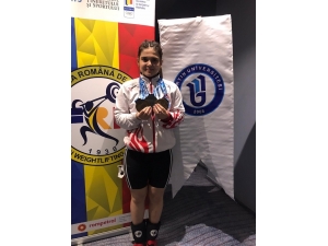 Bartın Üniversitesi Öğrencisi Ayşegül Çakın, Avrupa Şampiyonu Oldu