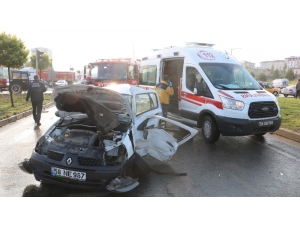 Sivas’ta Trafik Kazası: 1’i Ağır 4 Yaralı