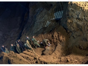 Rus Mafyasının Gömdüğü Ailenin Cesetleri 7 Yıl Sonra Bulundu