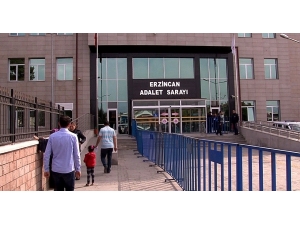 Erzincan’da Bıçak Tehdidiyle Motosiklet Gasp Eden 2 Kişi Tutuklandı