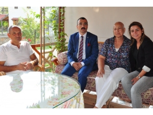 Kaymakam Arslan Şehit Sağlam’ın Ailesini Ziyaret Etti