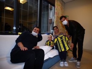 Emre Belözoğlu’ndan Anlamlı Ziyaret