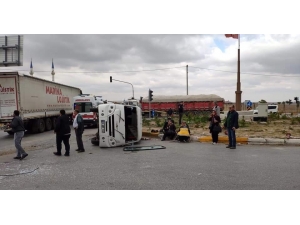 Emirdağ’da Trafik Kazası, 19 Yaralı