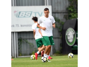 Atanasov: "Sahada Oynadığım Zaman Bütün Yüreğimi Ortaya Koyuyorum"