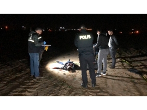 Telefonlarına Bakmadığı İçin 15 Yerinden Bıçaklamış