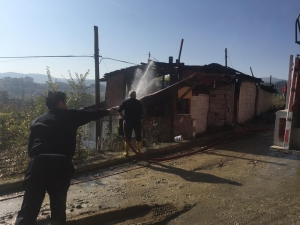 Boyabat’ta Ev Yangını