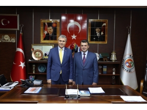 Başkan Yüce: “Karasu Bölgenin Dikkat Çeken Noktalarından Biri Olacak”