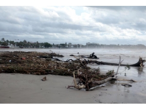 İspanya’da Sel: 1 Ölü, 2 Kayıp