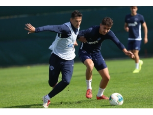 Kasımpaşa, Göztepe Hazırlıklarını Sürdürüyor