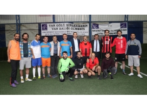 Smmmo’dan Gazeteciler Günü’ne Özel Dostluk Maçı