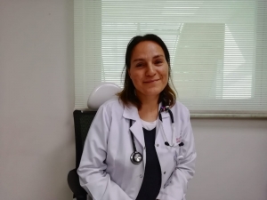 Göğüs Hastalıkları Uzmanı Dr. Funda Yalçın:”çok Kalın Giyinmek, Korunurluğu Düşürüp Hastalanma Riskini Arttırıyor”