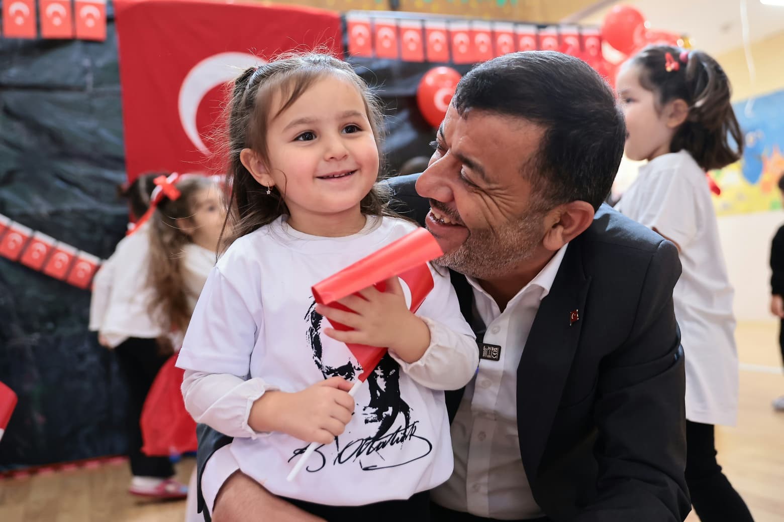 denizli-buyuksehirden-ogrencilere-ve-ailelere-yeni-egitim-yilinda-guclu-destek