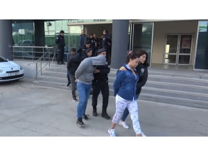 Adliyeye Sevk Edilen Uyuşturucu Zanlısı, "Pişmanız Bir Daha İçmeyeceğiz"