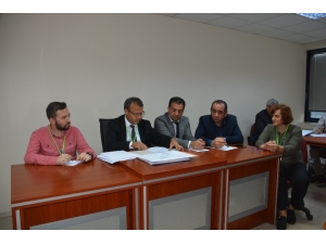 İzmit’te Çöp Konteyneri İhalesinde 400 Bin Tl Tasarruf