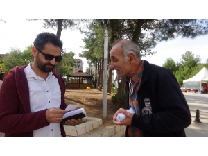 Oğlunun Youtube Kanalını Tanıtmak İçin Türkiye’yi Geziyor