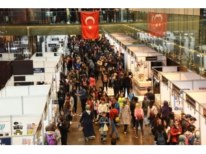 Konya Kitap Günleri’nde Ziyaretçi Sayısı 200 Bini Geçti